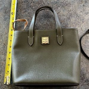 Dooney and Bourke handbag with detachable shoulder strap.